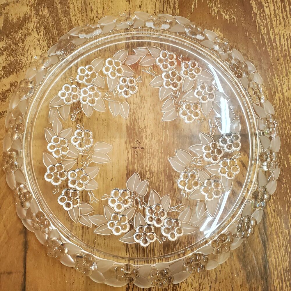 Crystal Torte/Pie/Cake Plate MIKASA Carmen Raised Flowers & Frosted Leaves 12''
